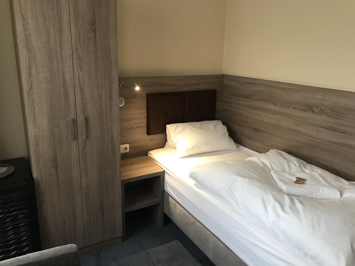 Hotel Junkerhaus バート・ザルツフレン エクステリア 写真