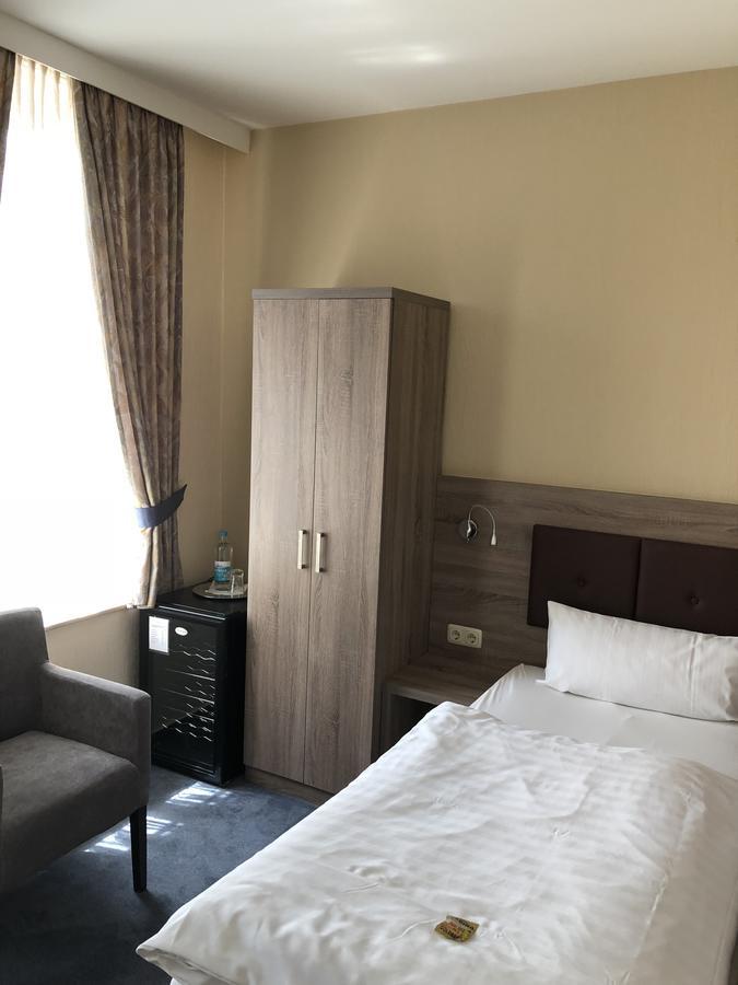 Hotel Junkerhaus バート・ザルツフレン エクステリア 写真