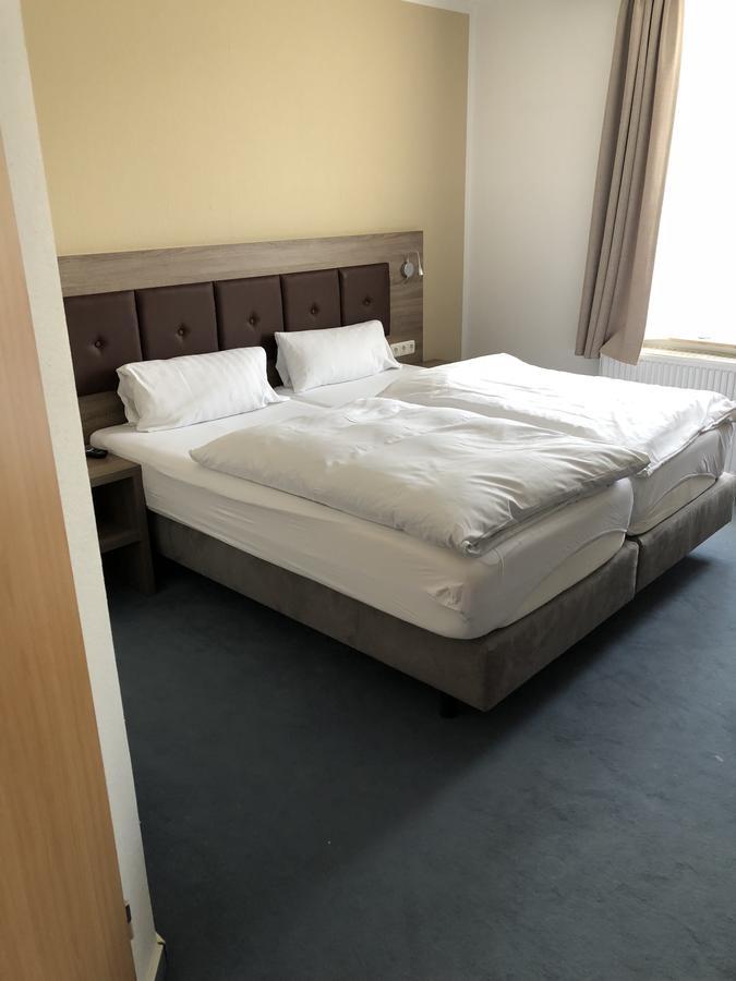 Hotel Junkerhaus バート・ザルツフレン エクステリア 写真